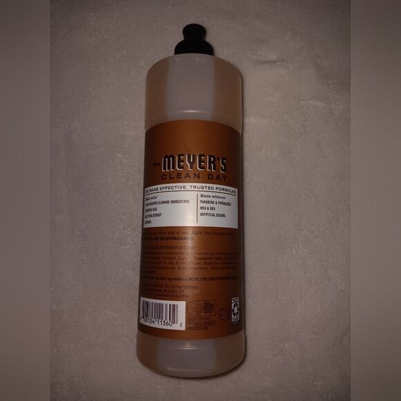 Mrs. Meyers Clean Day Limited Scent Edition Acorn Spice Dish Soap 16 oz NWOT - Picture 3 of 7